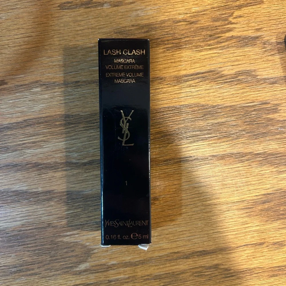 Yves Saint Laurent lash clash mascara
